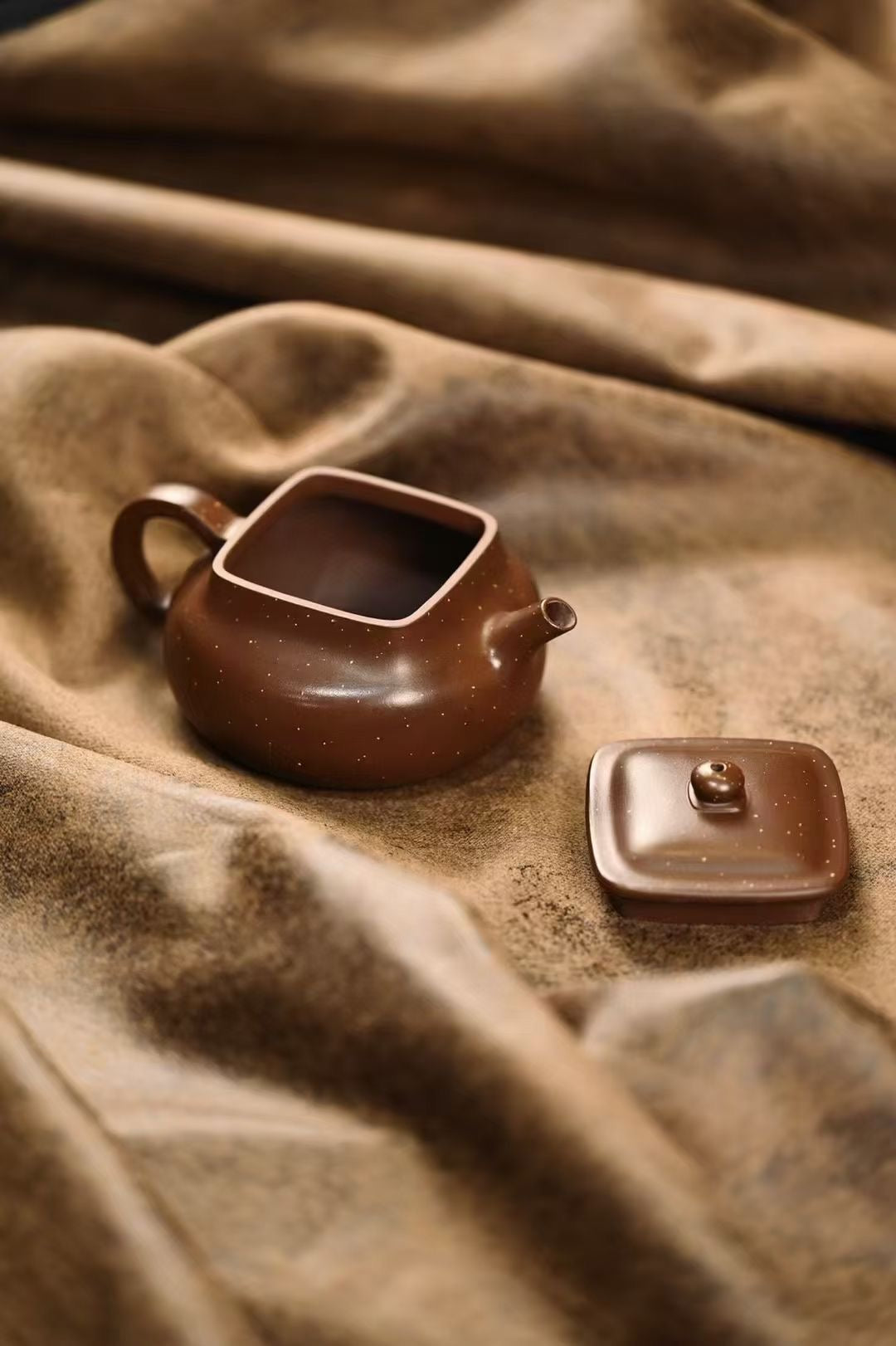 宜興紫砂壷(中国茶器)『乾坤』