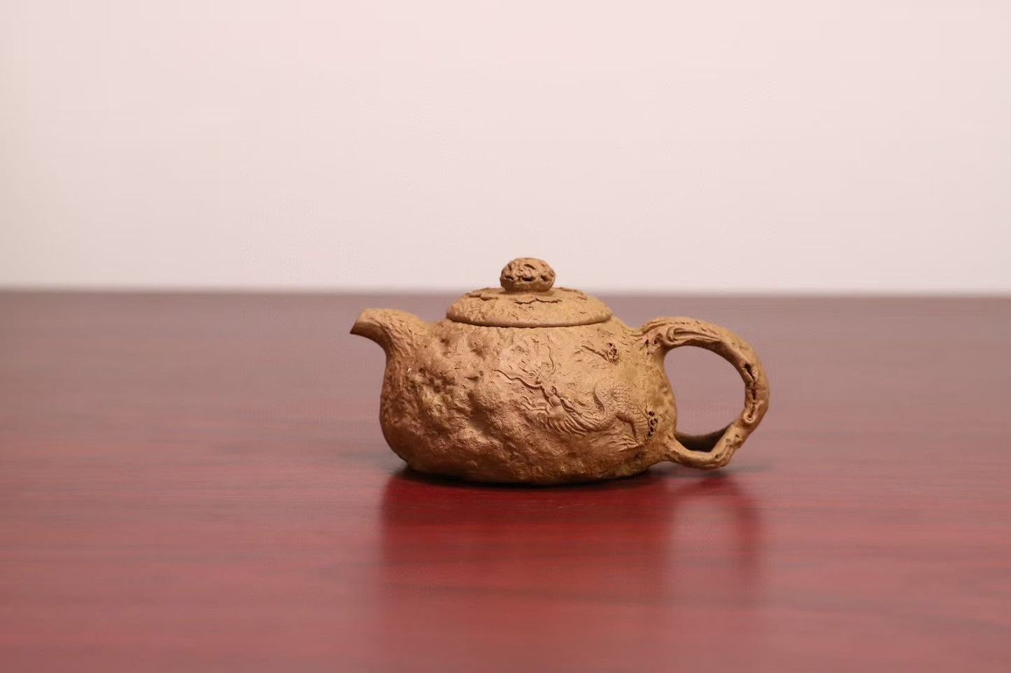 宜興紫砂壷 (中国茶器) 『隠龍供春』